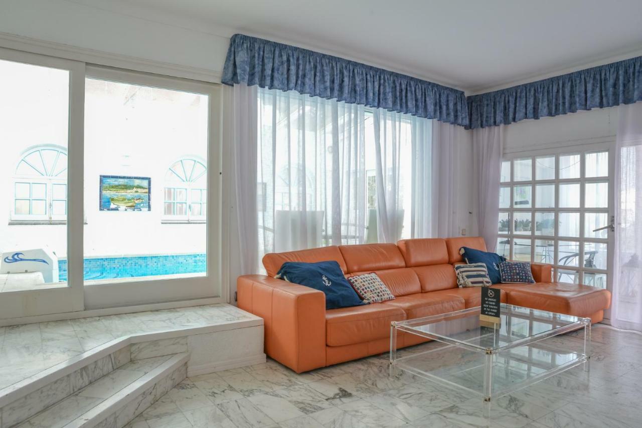 Villa Requesens On Canal เอมปูเรียบราบา ภายนอก รูปภาพ